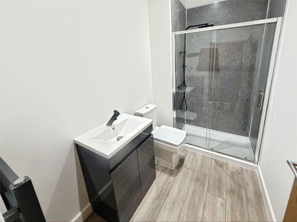 Property photo 3 of 10 Shower Room