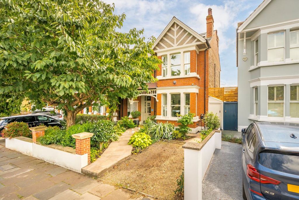 Property photo 1 of 10
