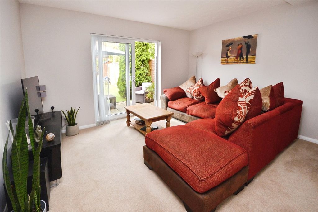 Property photo 2 of 12 Picture No. 08