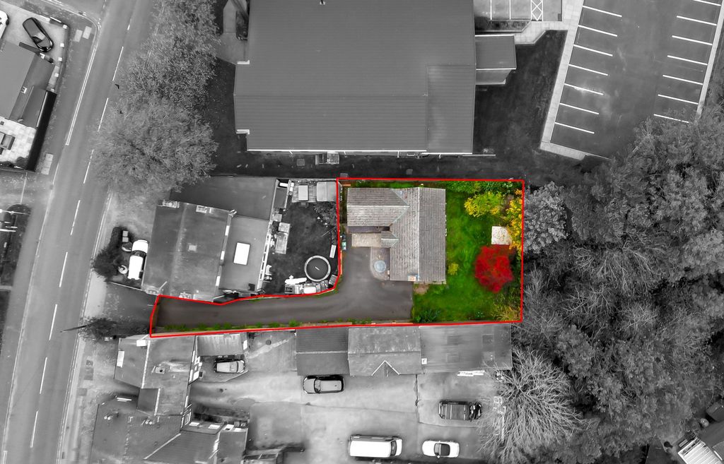 Property photo 2 of 12