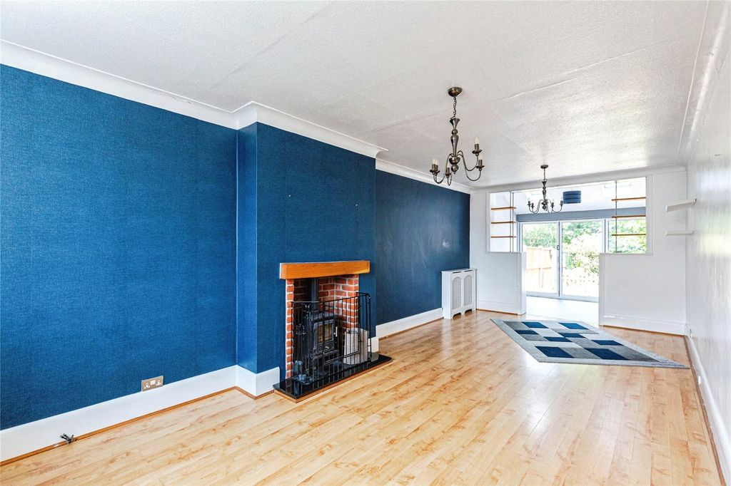 Property photo 2 of 17 Picture No. 04