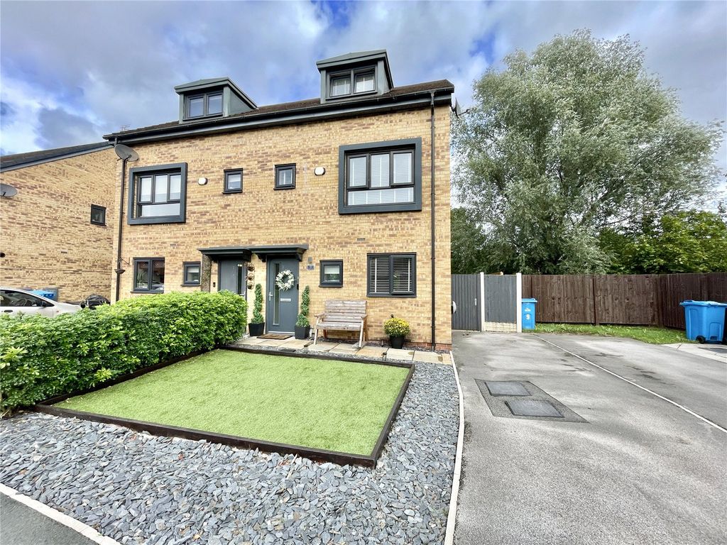 Property photo 1 of 28 Picture No. 38