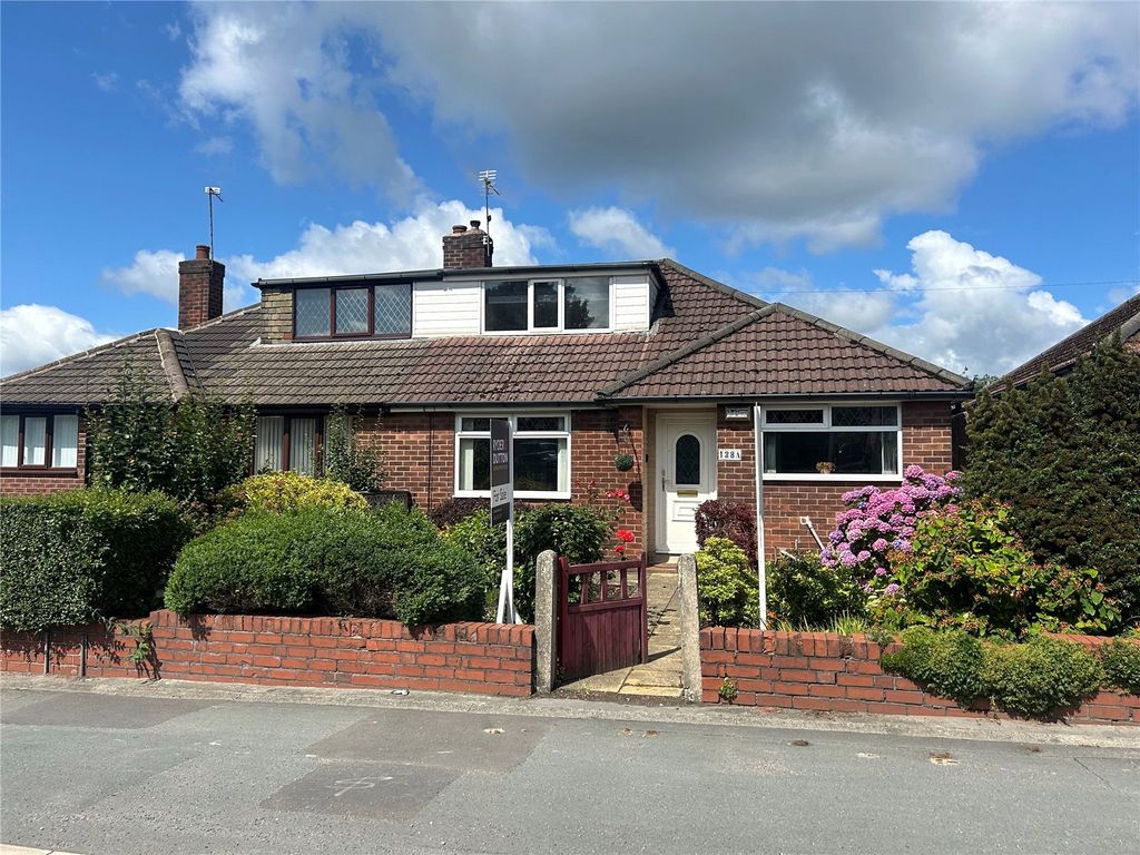 Property photo 1 of 18 External