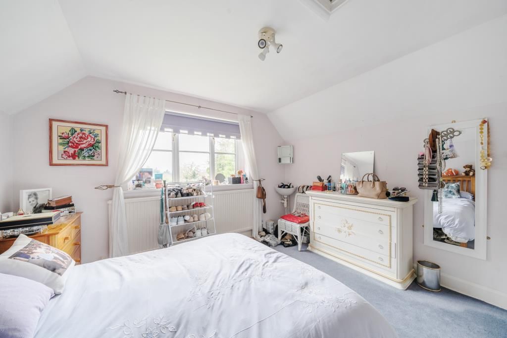 Property photo 2 of 23 Bedroom