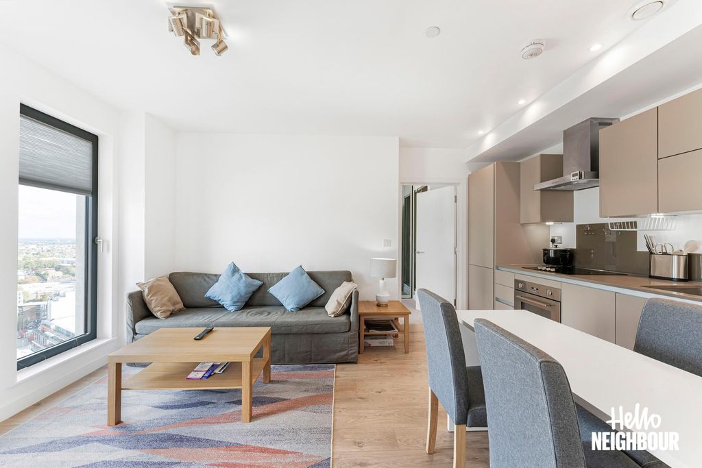 Property photo 3 of 12 Photo 2