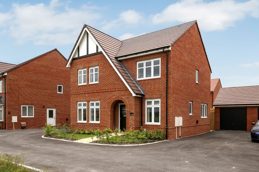 Property photo 1 of 15 Picture No. 05