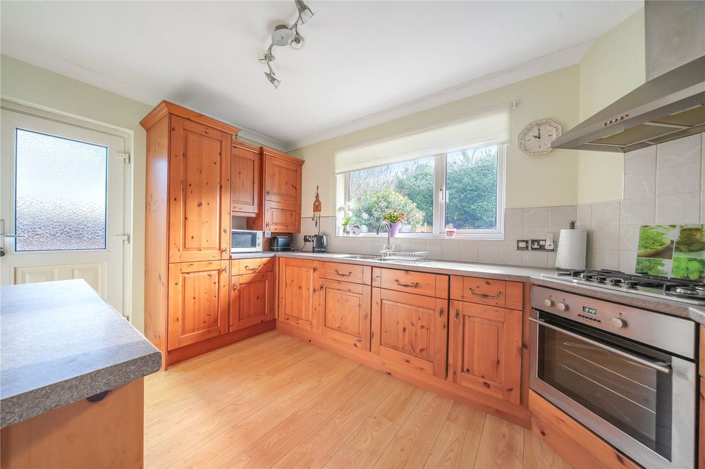 Property photo 2 of 14 Picture No. 26
