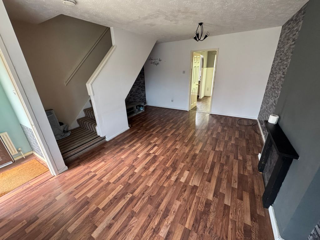 Property photo 2 of 16 Living Room
