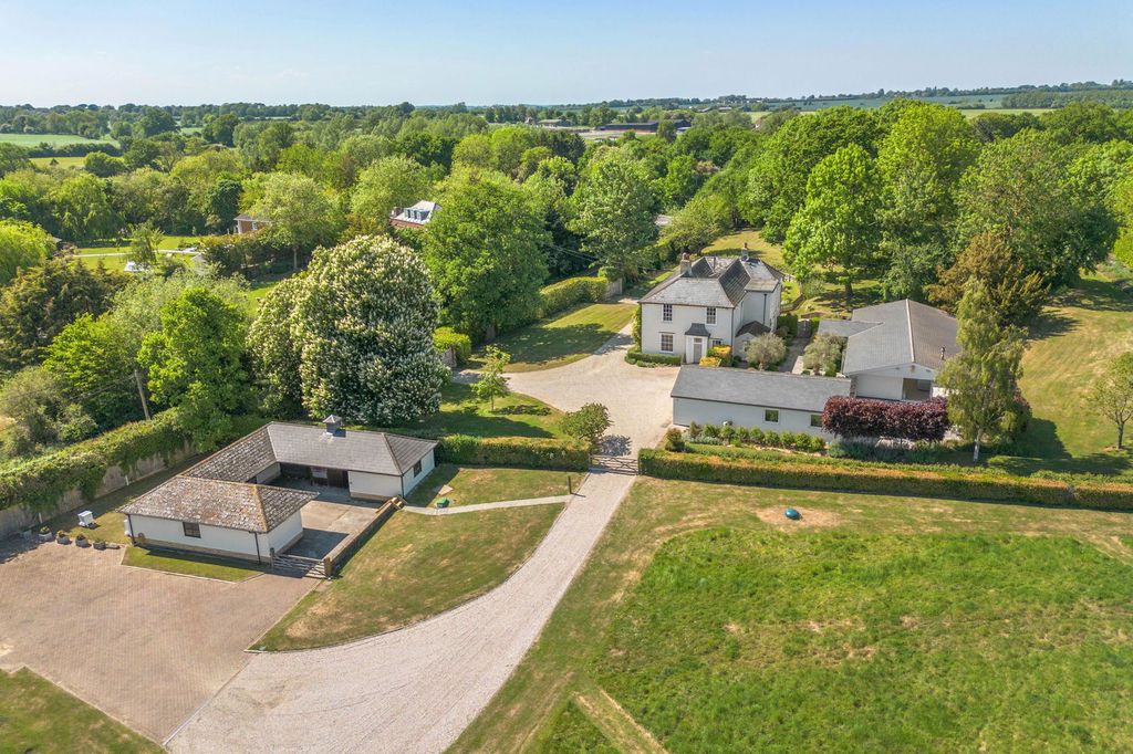 Property photo 1 of 60
