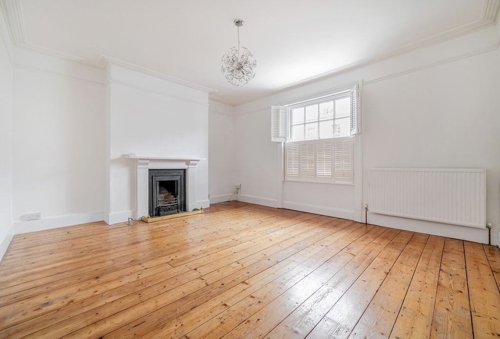 Property photo 3 of 10 1371900-1-68Fa0c0...