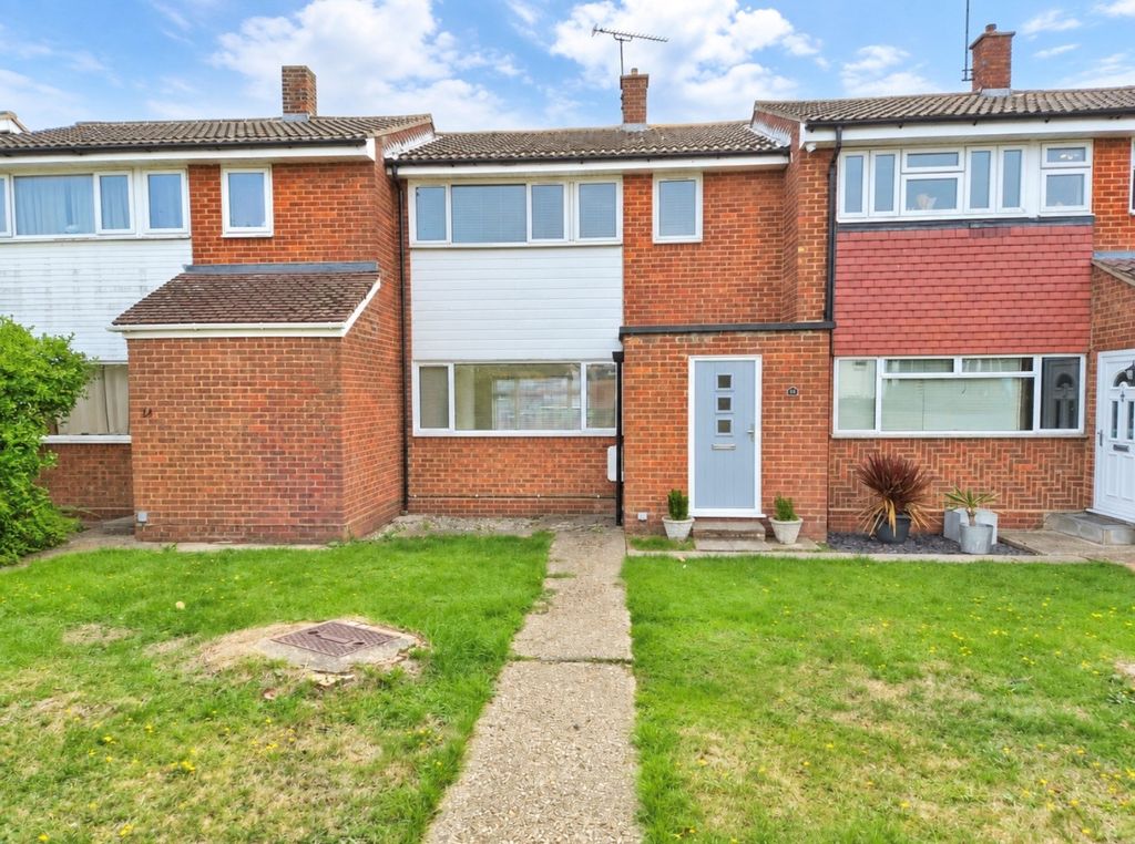 Property photo 2 of 16 5573385