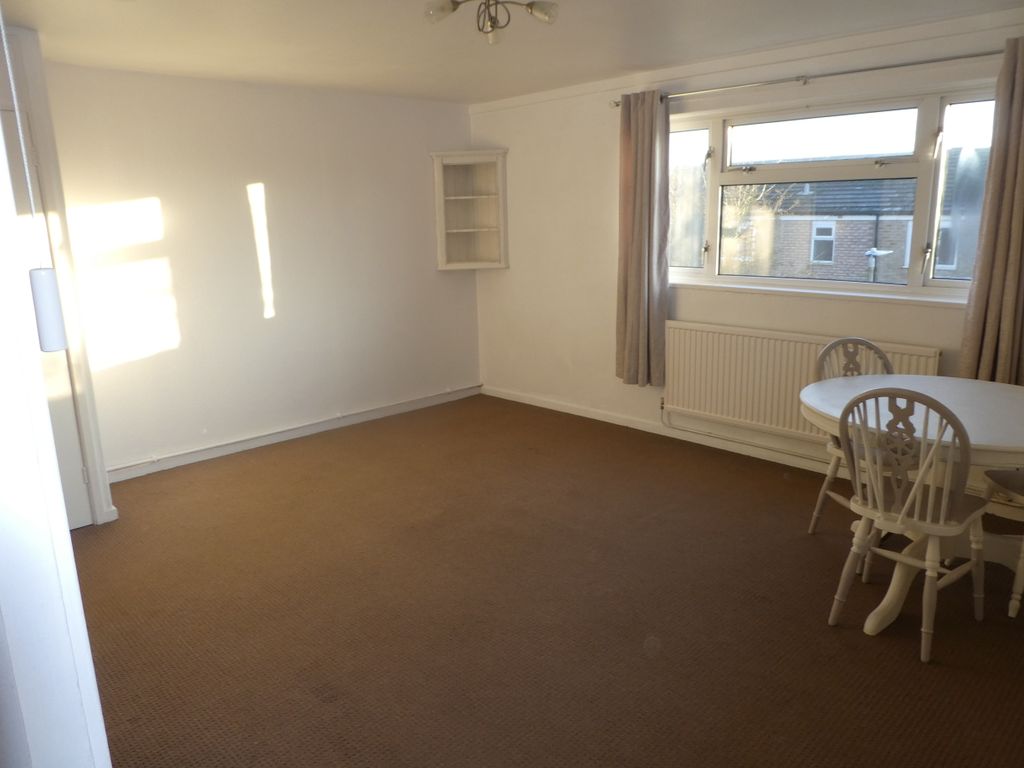 Property photo 3 of 4