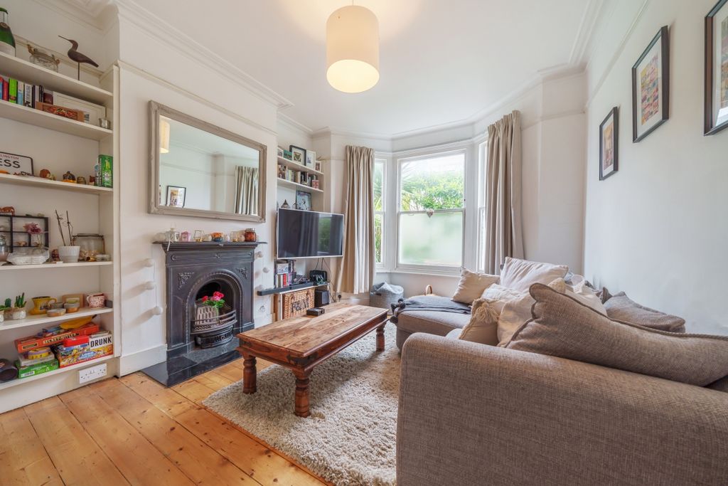 Property photo 1 of 6 964298 (2)