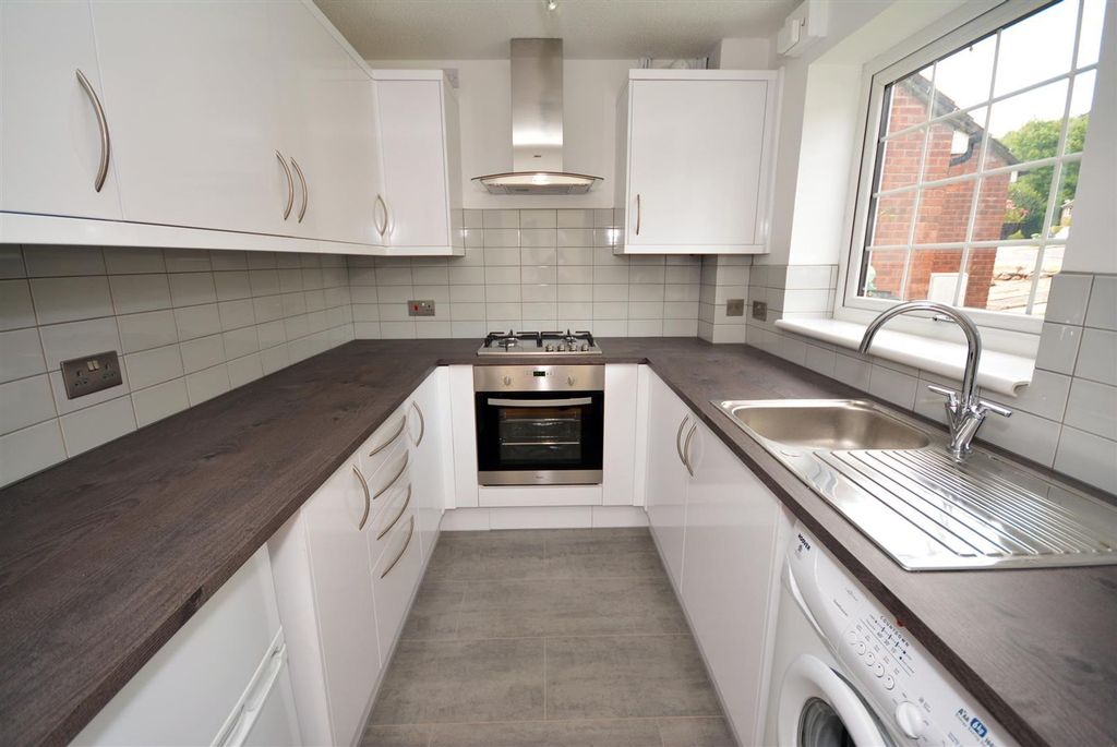 Property photo 1 of 13 Kitchen