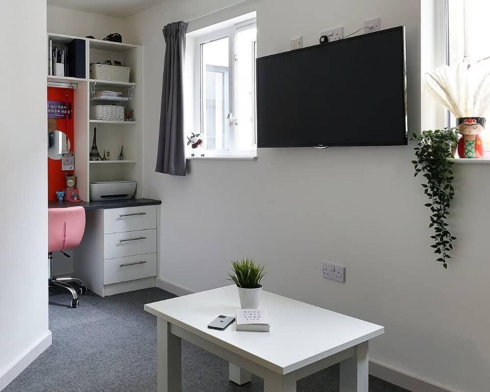 Property photo 2 of 15