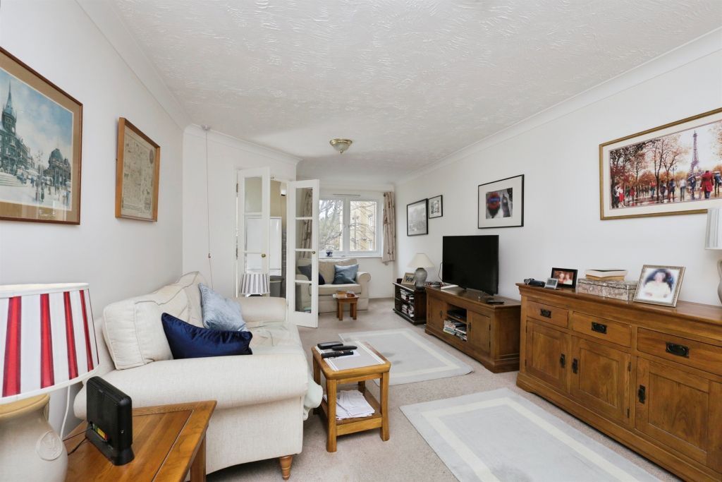 Property photo 2 of 12