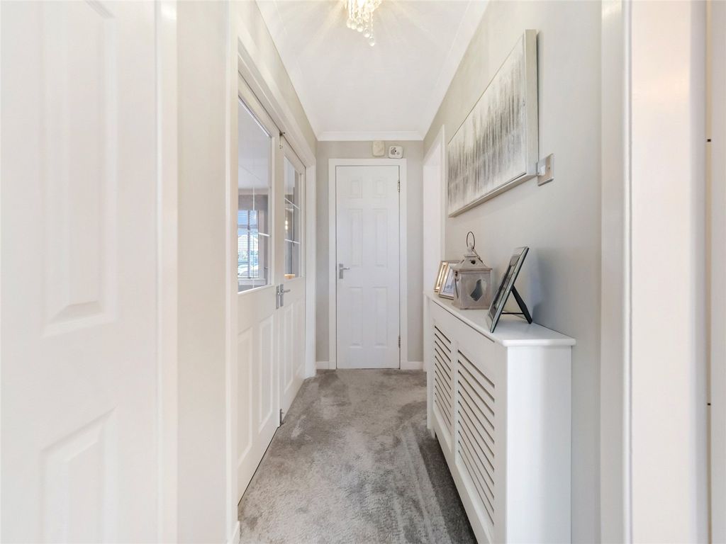 Property photo 2 of 21 Picture No. 02