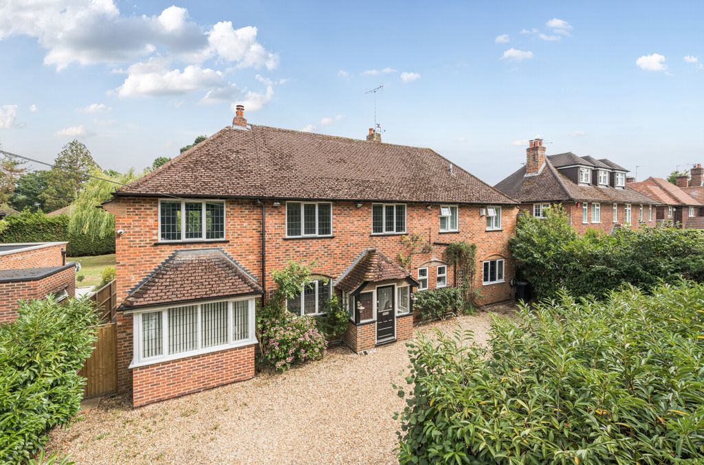 Property photo 1 of 26 1329204-1-688399B...