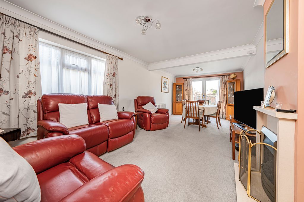 Property photo 2 of 14 Photo Nov 26 2025, 10 37 15 Am