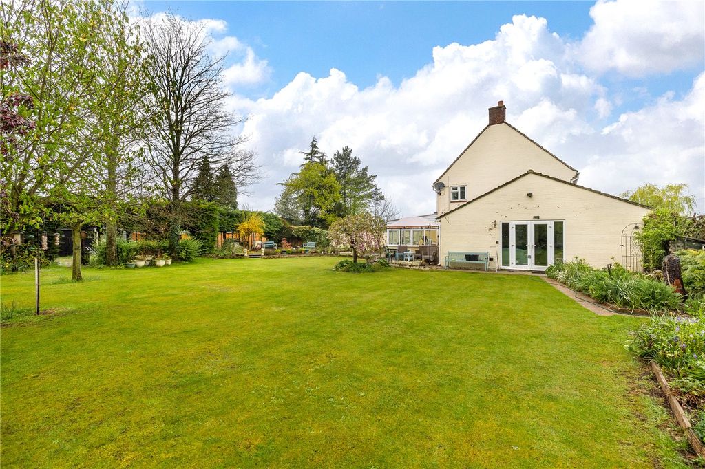 Property photo 3 of 14 Picture No. 02