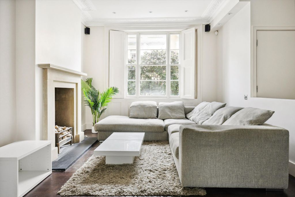 Property photo 2 of 13 Image