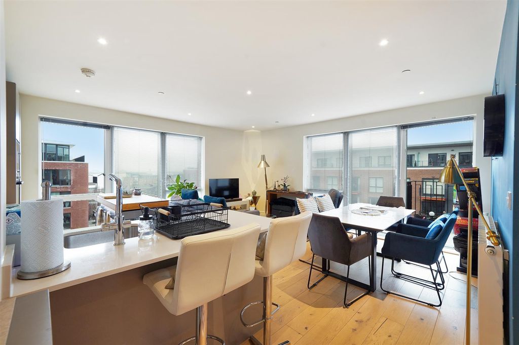 Property photo 1 of 9 Amphion House (6).Jpg