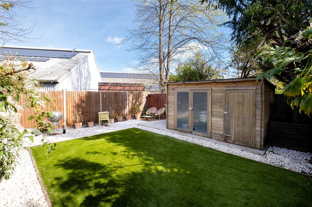 Property photo 3 of 10 Picture No. 11