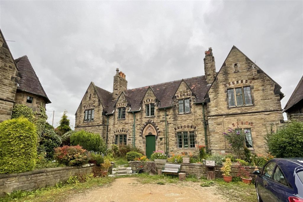 Property photo 1 of 16 5/7 And 6/8 Barracks Square, Macclesfield, Cheshire Sk11 8Hf