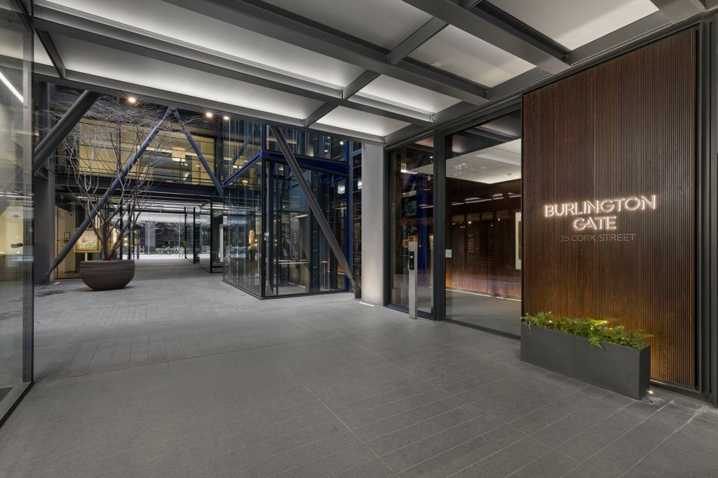 Property photo 2 of 15