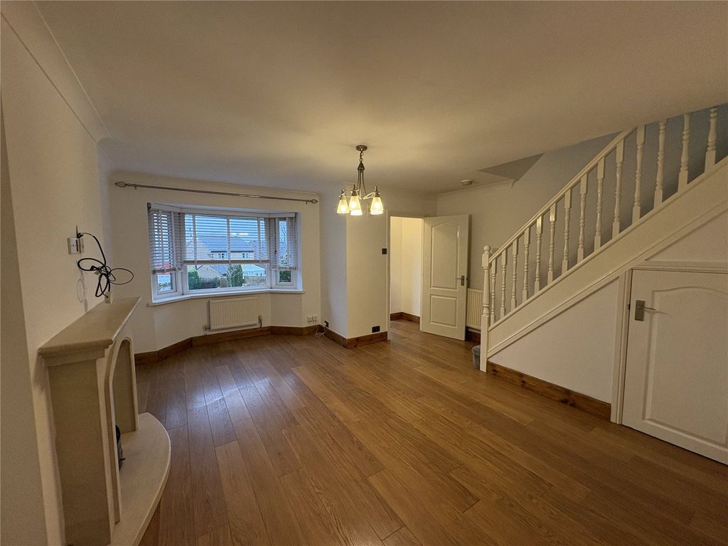 Property photo 2 of 18 Picture No. 29