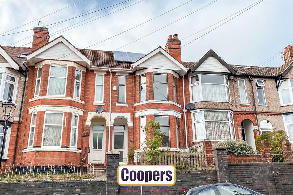 Property photo 1 of 12