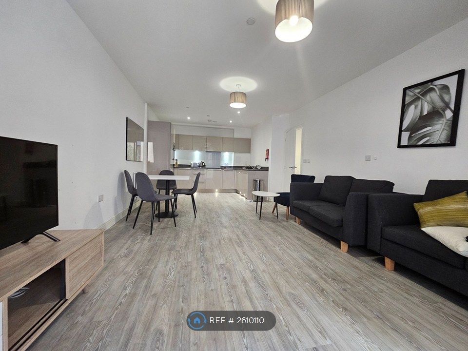 Property photo 3 of 9