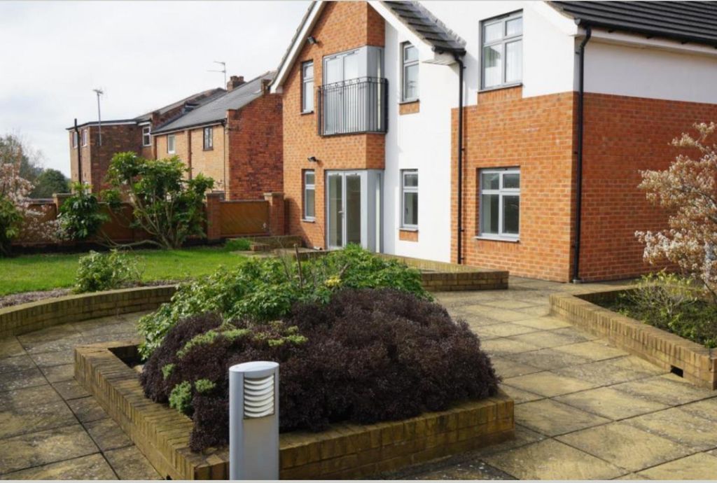 Property photo 1 of 13 749.Jpg