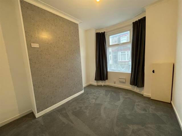 Property photo 2 of 9 Living Room