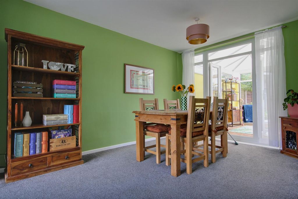 Property photo 3 of 21 Langdale (10).Jpg