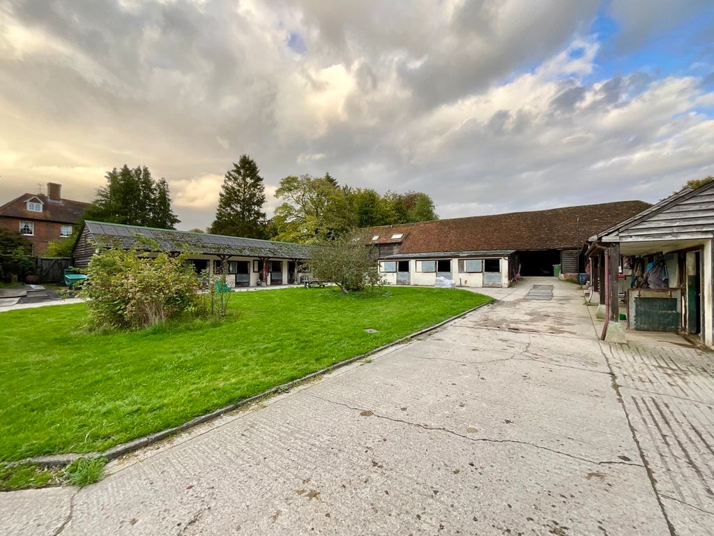 Property photo 3 of 18 Picture No. 01