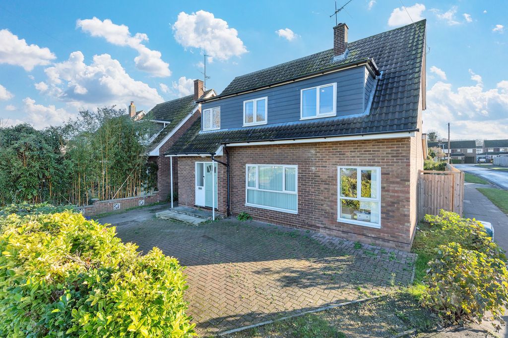 Property photo 1 of 27