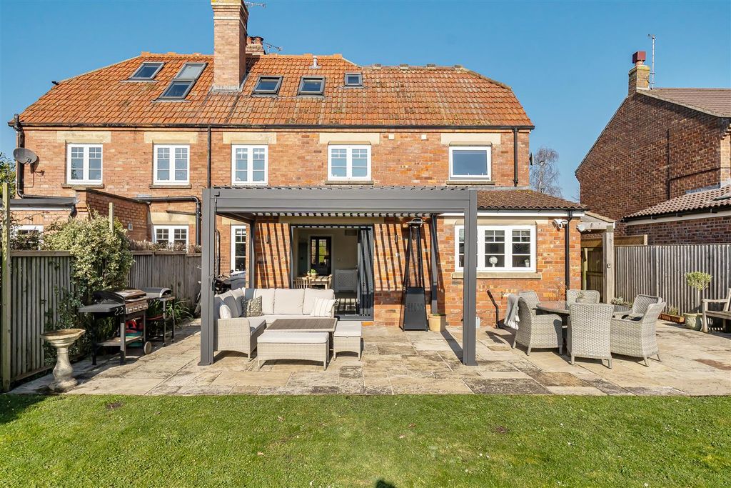 Property photo 3 of 25 1422424-3-69A83E59B5022.Jpg