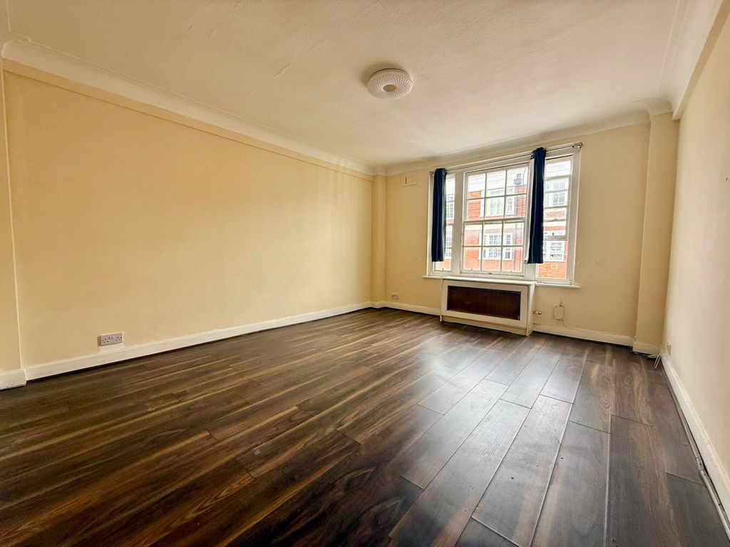 Property photo 3 of 5 A109Cf2d-72B3-431c-8c4E-6d920cc7983F