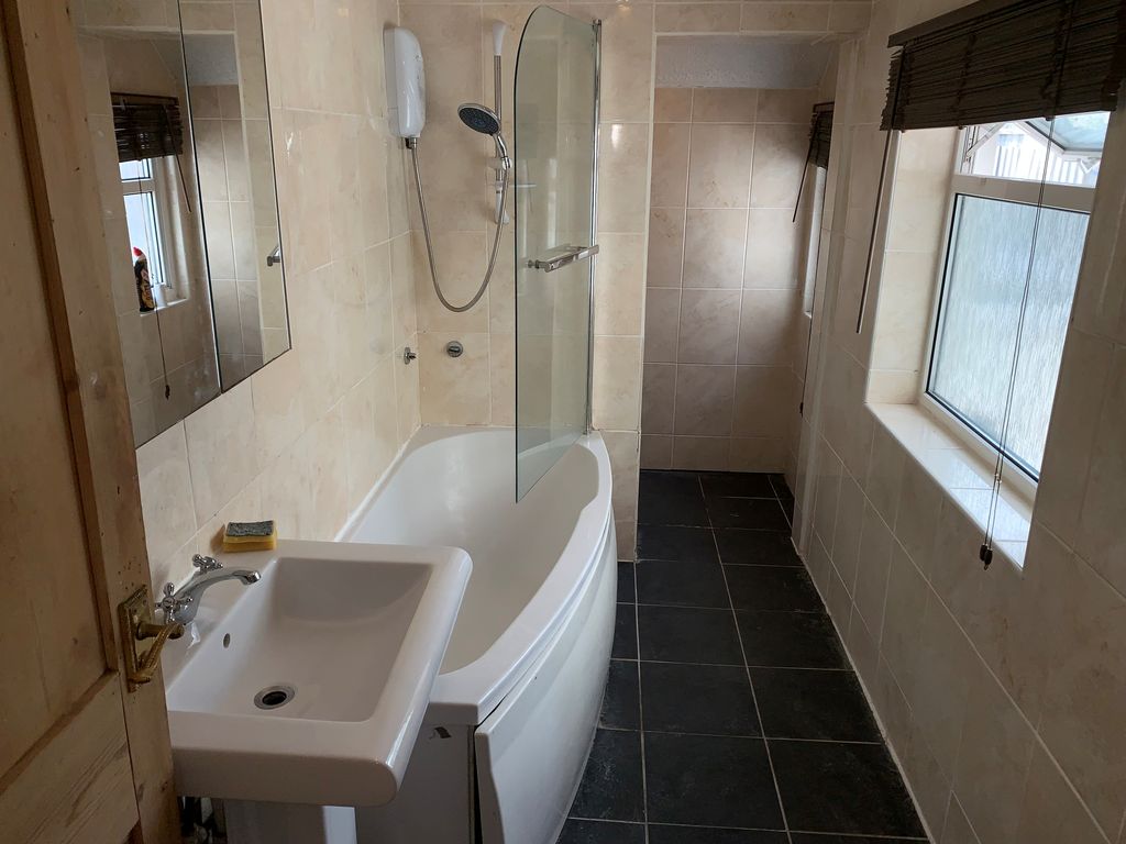Property photo 3 of 3