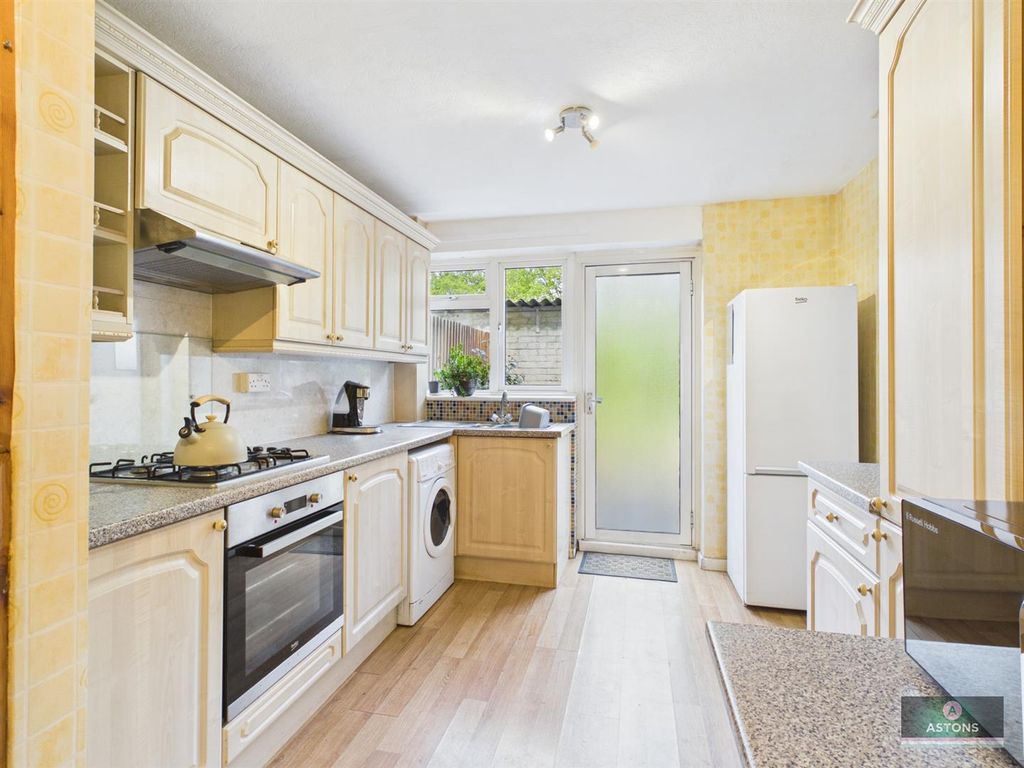 Property photo 2 of 13 Cam02067G0-Pr0268-Still003.Jpg
