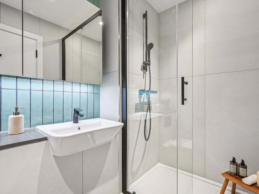 Property photo 3 of 18 Picture No. 10