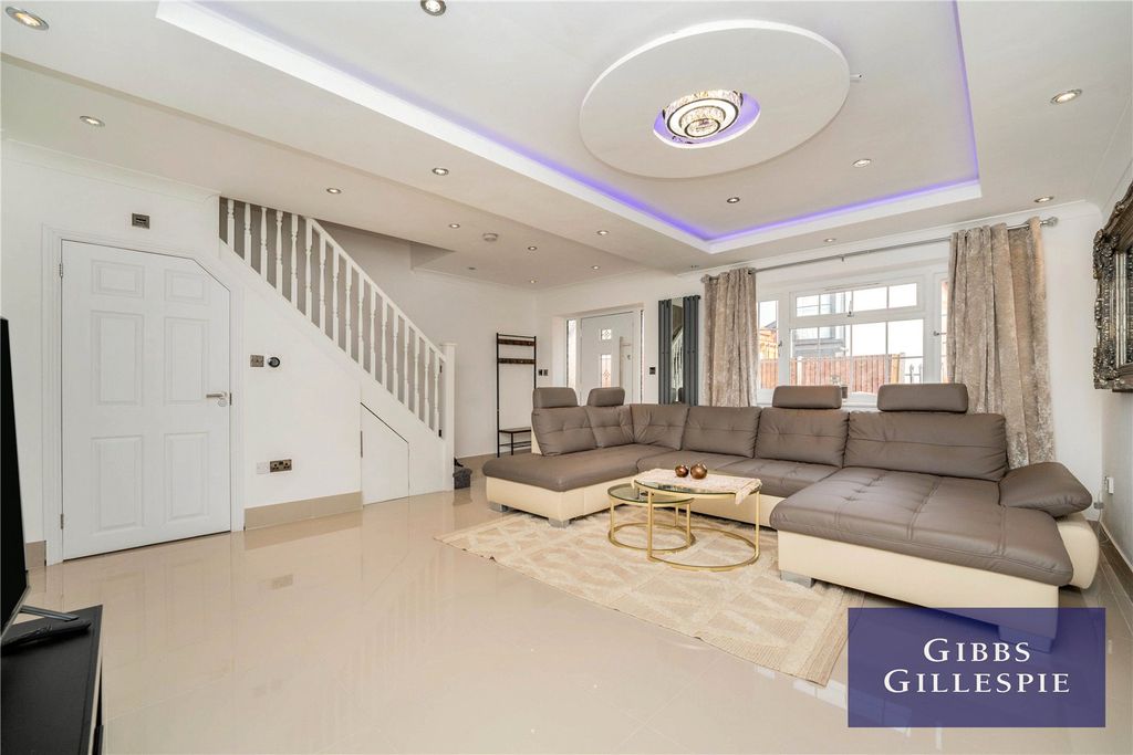 Property photo 3 of 10 Picture No. 07
