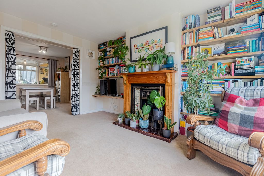 Property photo 2 of 14 Living Room