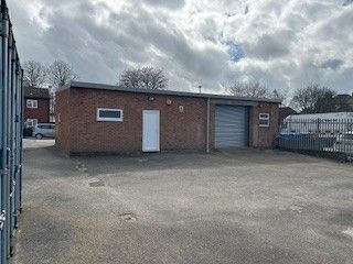 Property photo 1 of 5