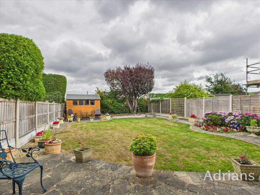 Property photo 2 of 23