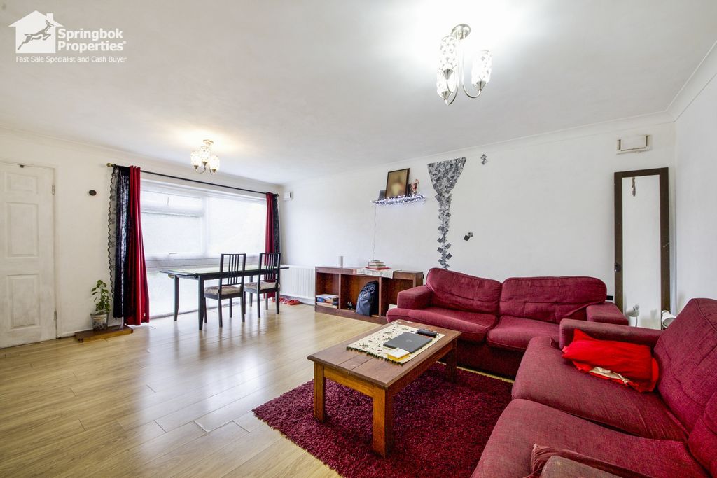 Property photo 3 of 12 Image 2