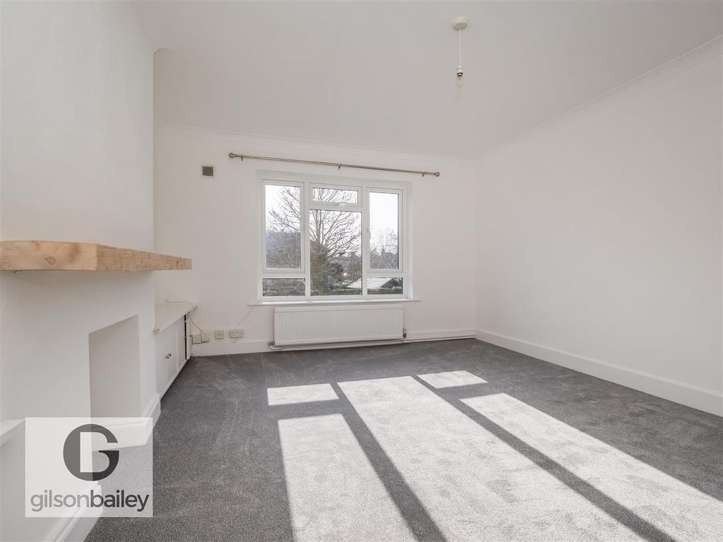 Property photo 3 of 31 93Cbrianavenue-13.Jpg