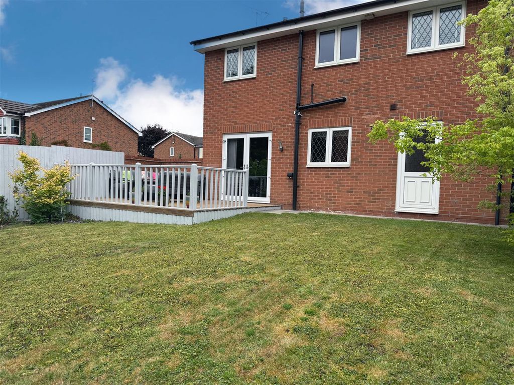 Property photo 2 of 29