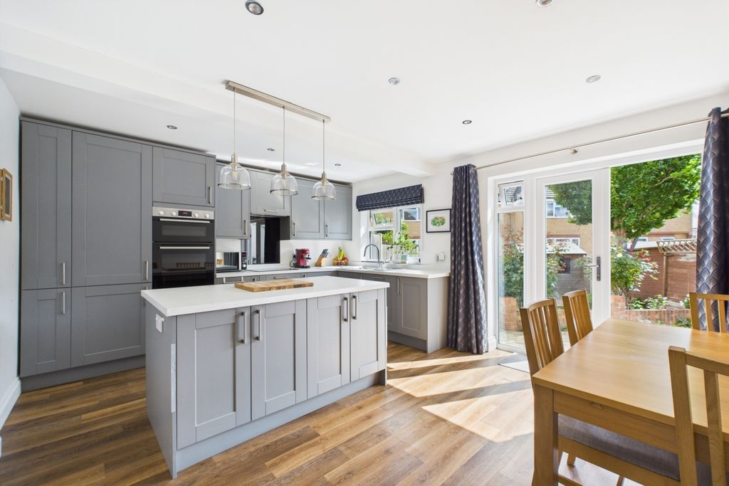 Property photo 1 of 13 Kitchen Diner